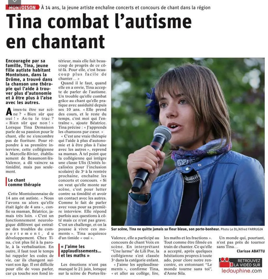 Article du Dauphiné Libéré: Tina combat l'autisme en chantant